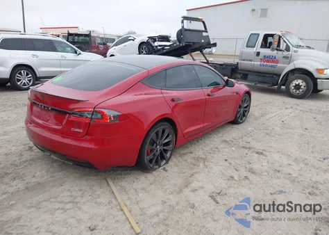 2019 Tesla Model S 100D/Long Range/P100D/Performance из США, поврежденный, VIN 5YJSA1E47KF309928